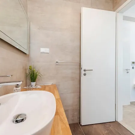 Tadic Apartment *