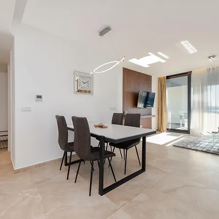 Apartman Tadic *